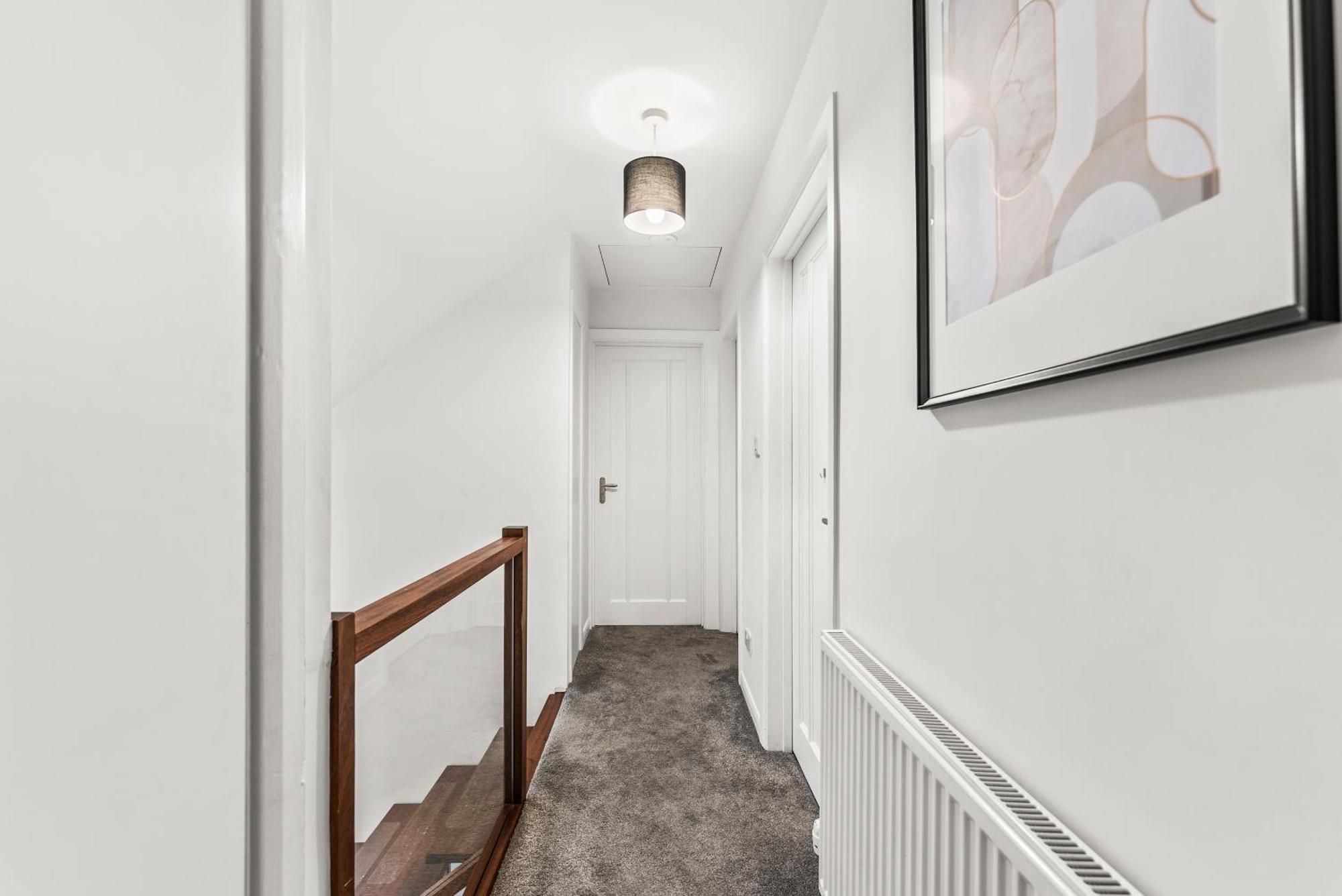 Elegant Retreat In Cheltenham - Garden & Parking Included Exteriör bild