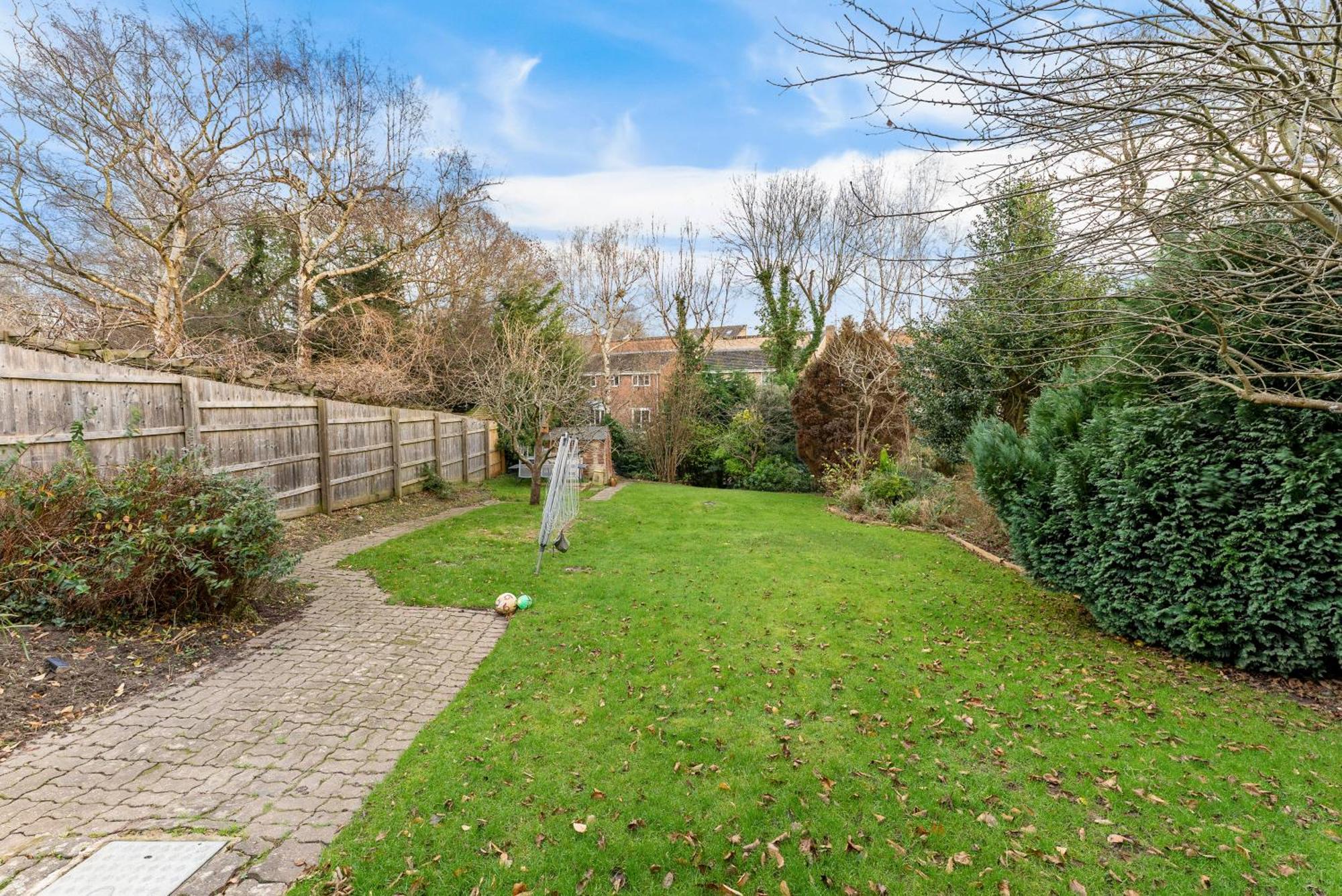 Elegant Retreat In Cheltenham - Garden & Parking Included Exteriör bild